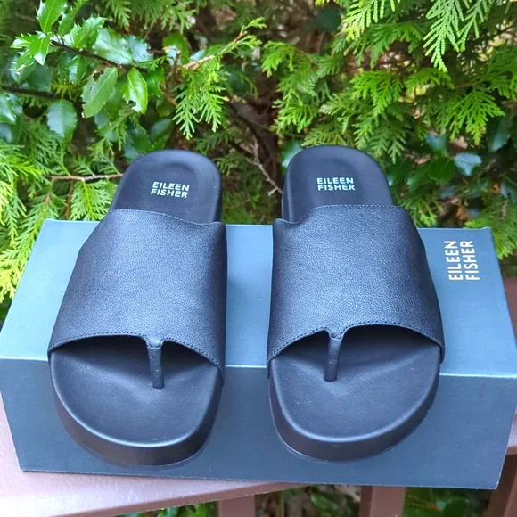 Eileen Fisher “Edge” Black Slide Sandals - Picture 5 of 8